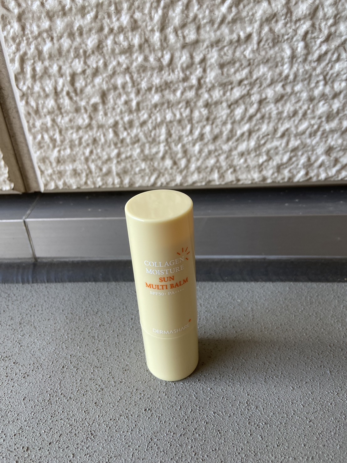 コラーゲンモイスチャーSUNマルチバーム/DERMASHARE/日焼け止めスティックを使ったクチコミ（1枚目）