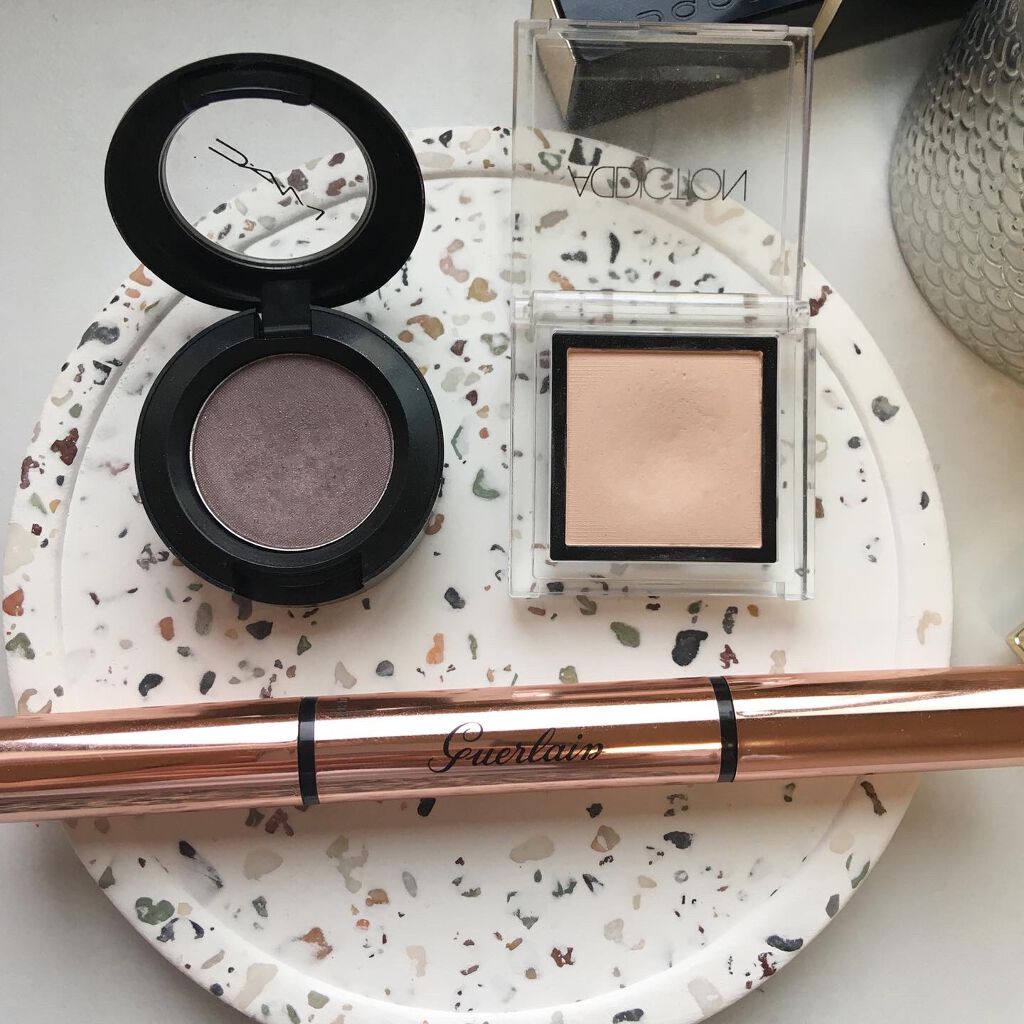 マッドアイ コントラスト デュオシャドウ/GUERLAIN/スティックアイシャドウを使ったクチコミ（2枚目）