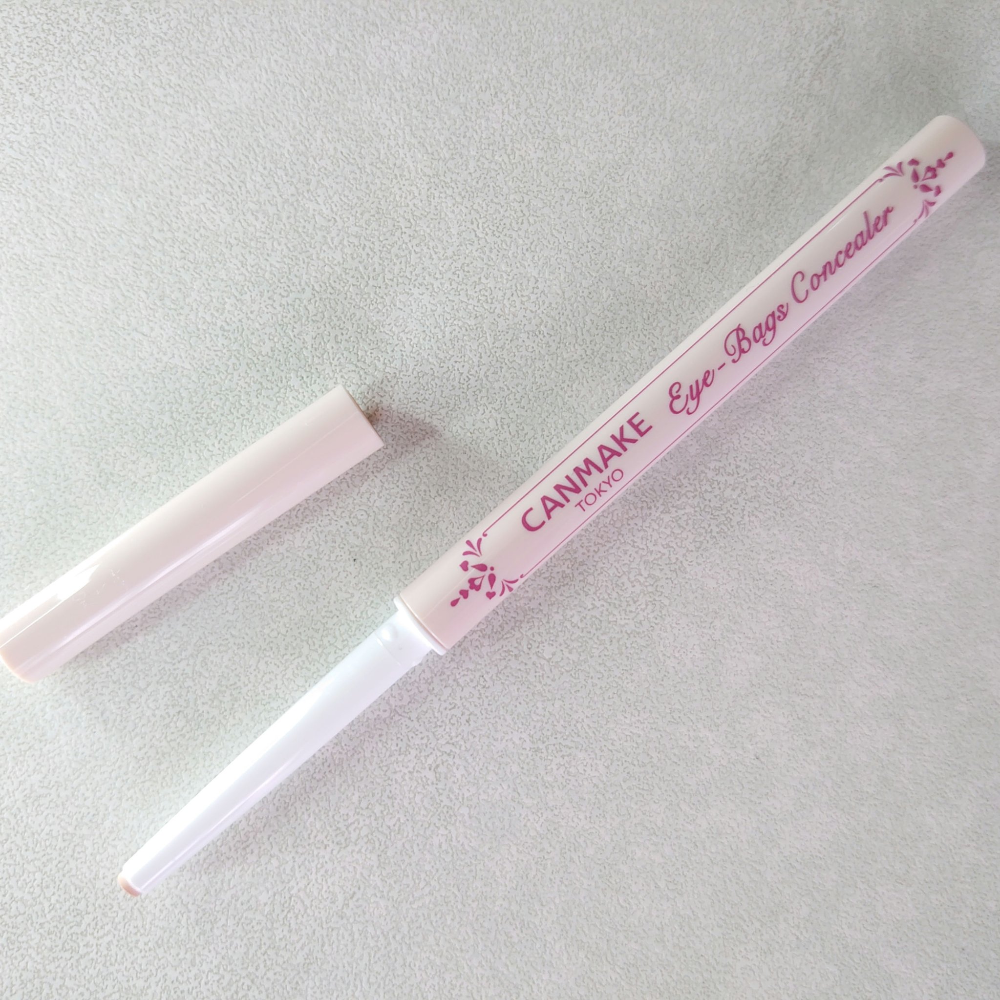 アイバッグコンシーラー/キャンメイク/ペンシルコンシーラーを使ったクチコミ（1枚目）