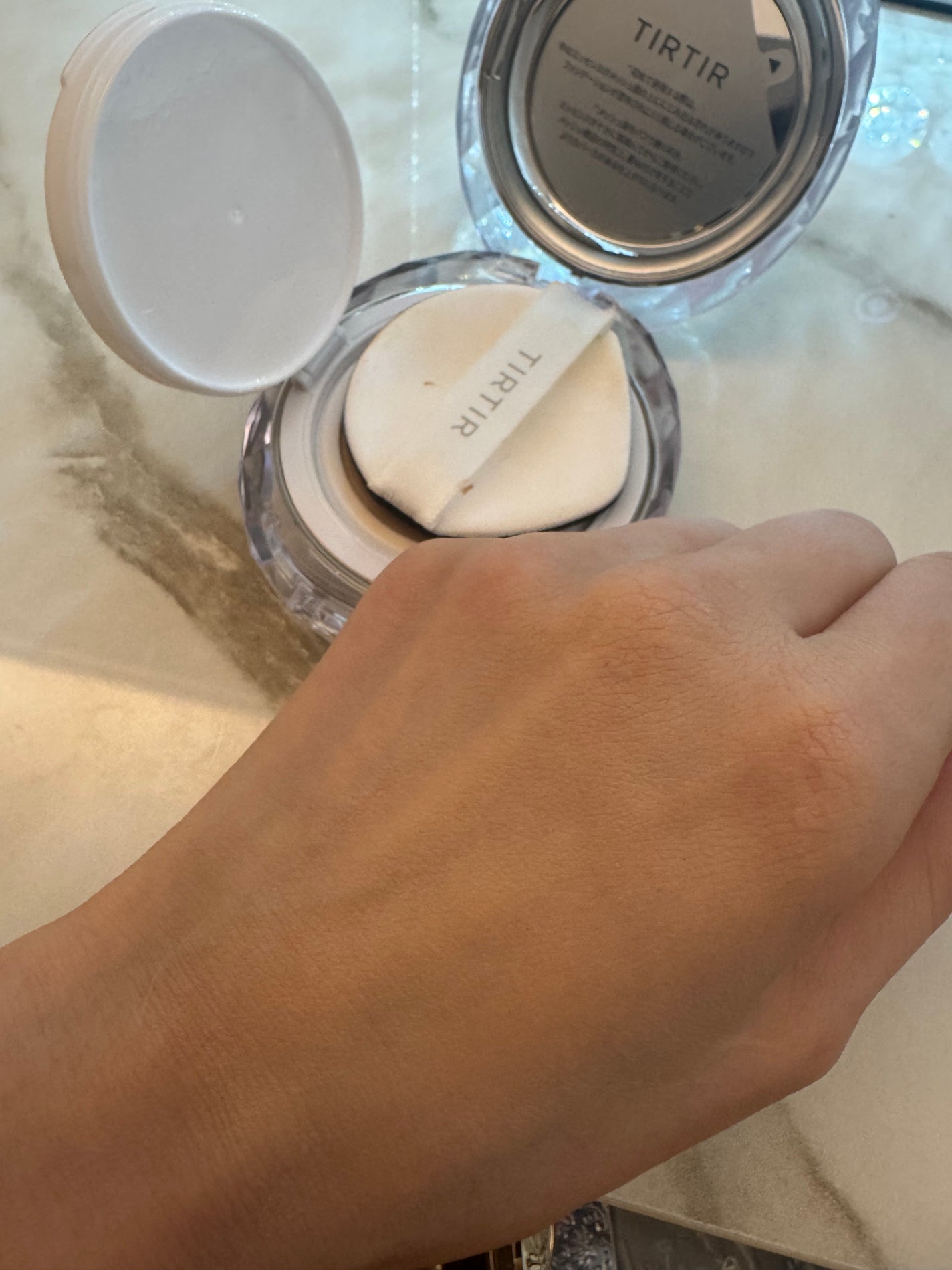マスクフィット クリスタルメッシュクッション/TIRTIR(ティルティル)/クッションファンデーションを使ったクチコミ(2枚目)