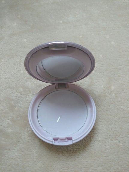 パラソーラ イルミスキン フェイスパウダー UV/ナリスアップ/プレストパウダーを使ったクチコミ(2枚目)