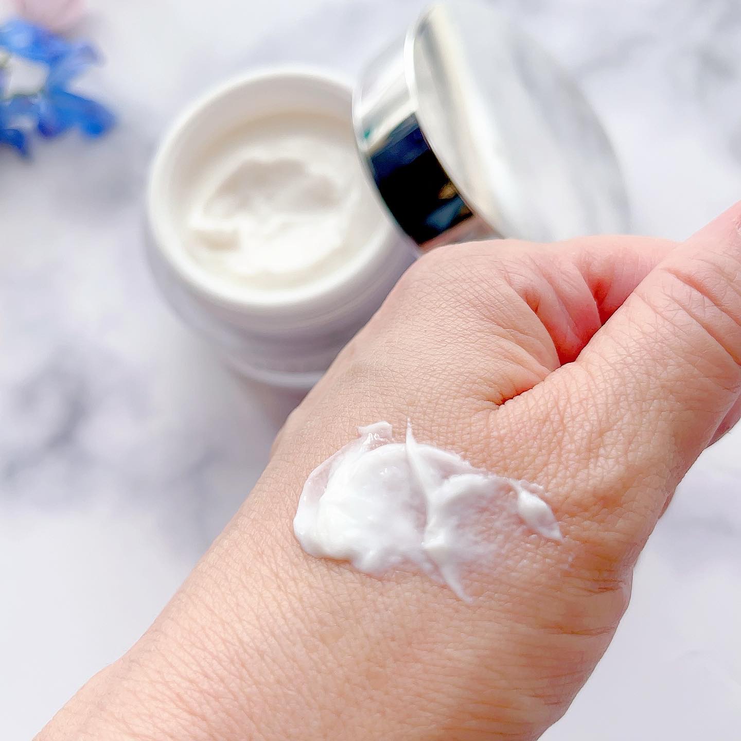 イデアクトR プロジェマックス モイスチャーファーミングクリーム/イデアアクト/オールインワン化粧品を使ったクチコミ（2枚目）