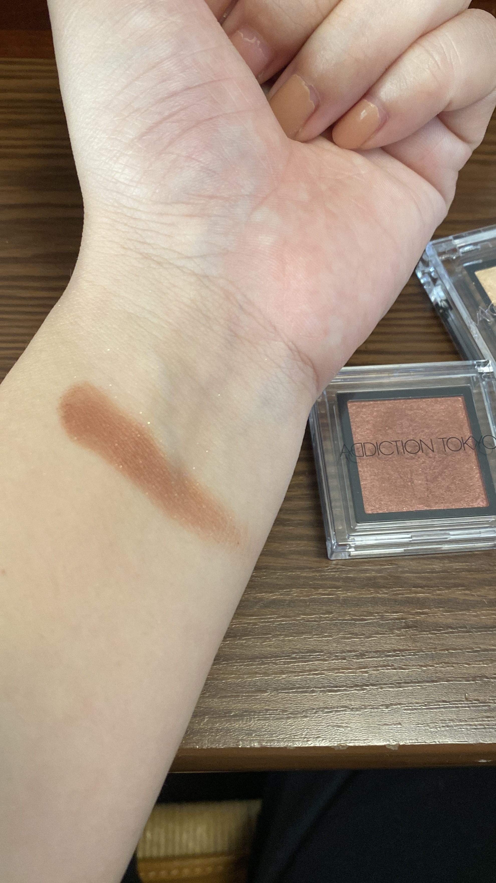 ザ アイシャドウ L/ADDICTION/単色アイシャドウを使ったクチコミ（2枚目）