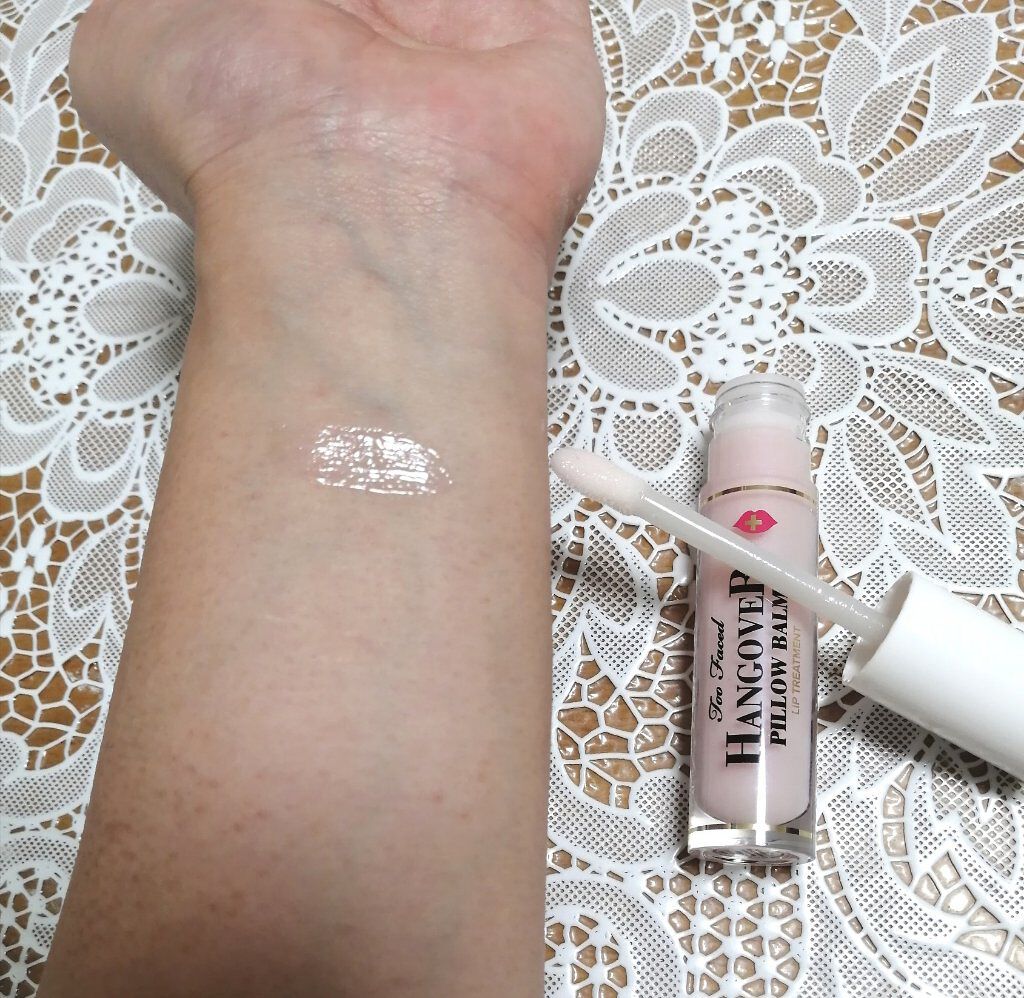 ～トゥー フェイスド ハングオーバー～ ピロー バーム リップ トリートメント/Too Faced/リップ美容液を使ったクチコミ（3枚目）