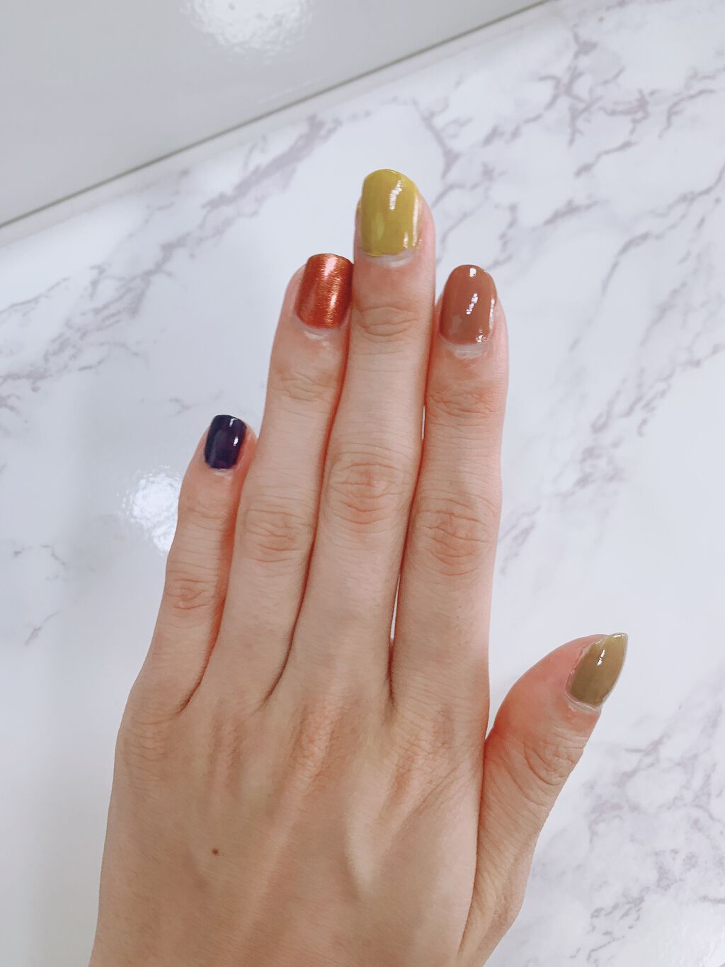 カラフルネイルズ/キャンメイク/マニキュアを使ったクチコミ(4枚目)