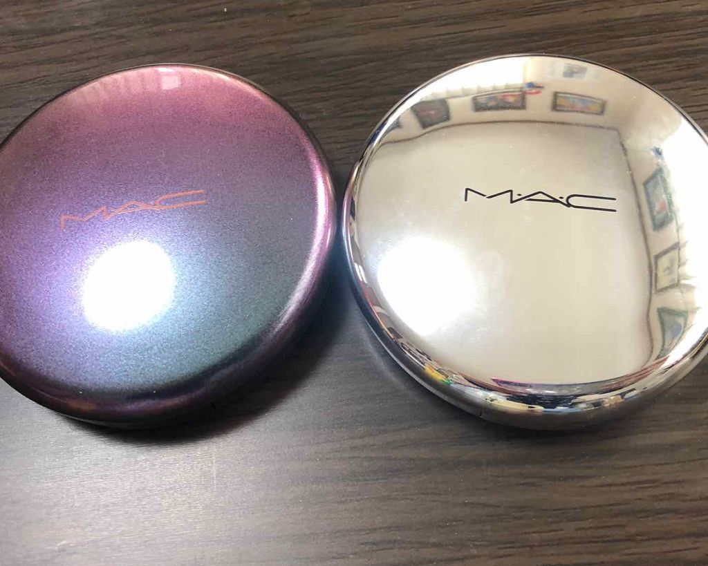 エクストラ ディメンション スキンフィニッシュ【ホリデーコレクション 2018】 スノーフラッシュト/M・A・C/パウダーハイライトを使ったクチコミ（2枚目）