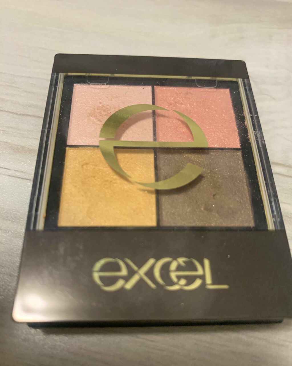 リアルクローズシャドウ/excel/アイシャドウパレットを使ったクチコミ（2枚目）