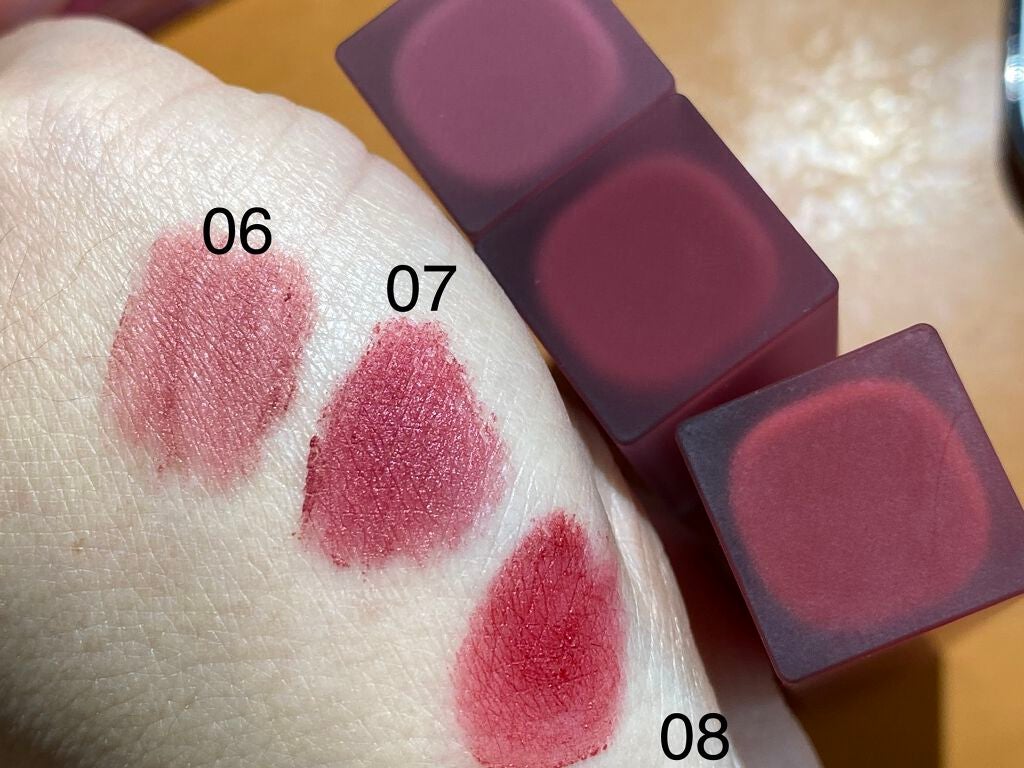 orange_perfume_1vxr on LIPS 「最近買って質感がお気に入りなのは、rom&ndのブラーファッジ..」(1枚目)