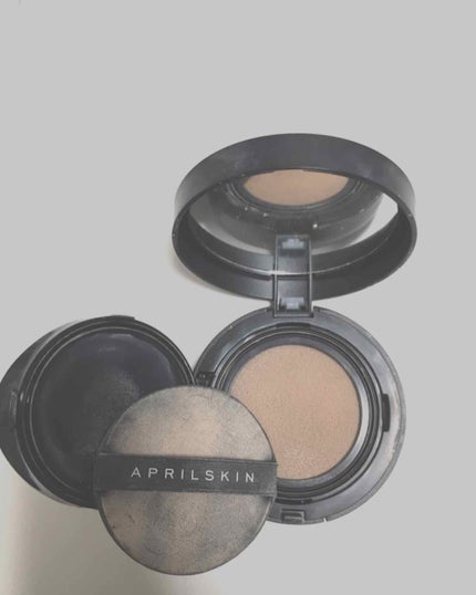 マジックスノークッション ブラック 2.0/APRILSKIN/クッションファンデーションを使ったクチコミ(2枚目)