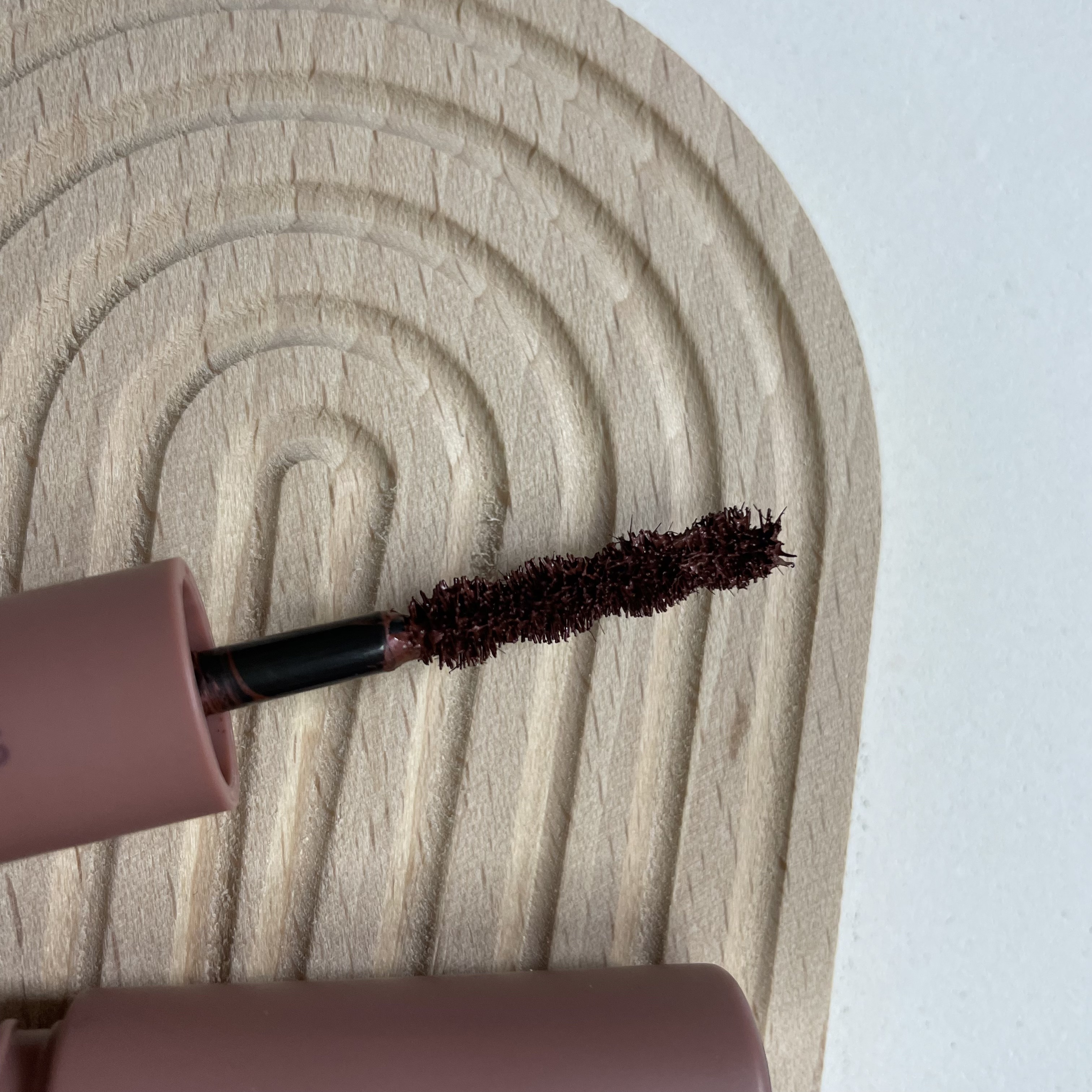 フェアリードロップス クアトロラッシュ（マスカラ フィルムタイプ） RUBY BROWN/FAIRYDROPS/マスカラを使ったクチコミ（2枚目）