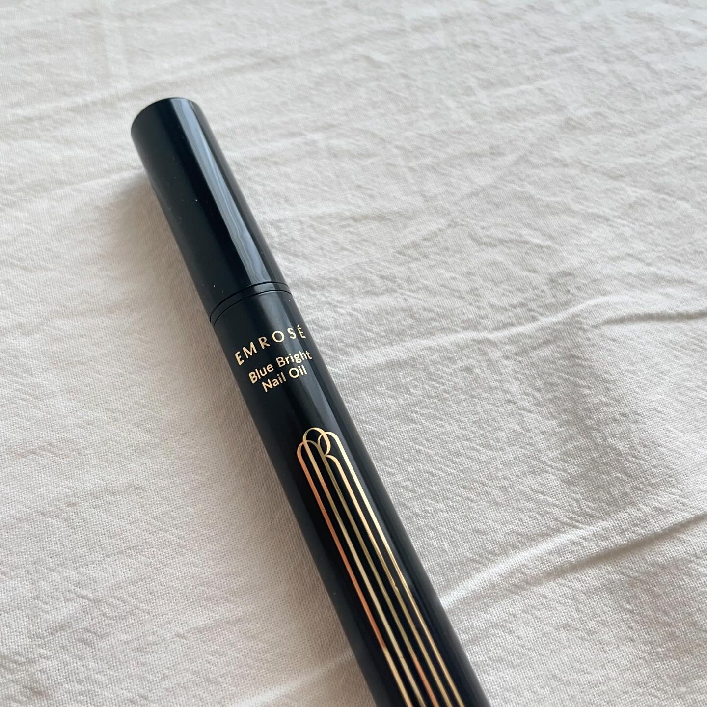 ブルーブライトネイルオイル/EMROSÉ/ネイルオイル・トリートメントを使ったクチコミ（2枚目）