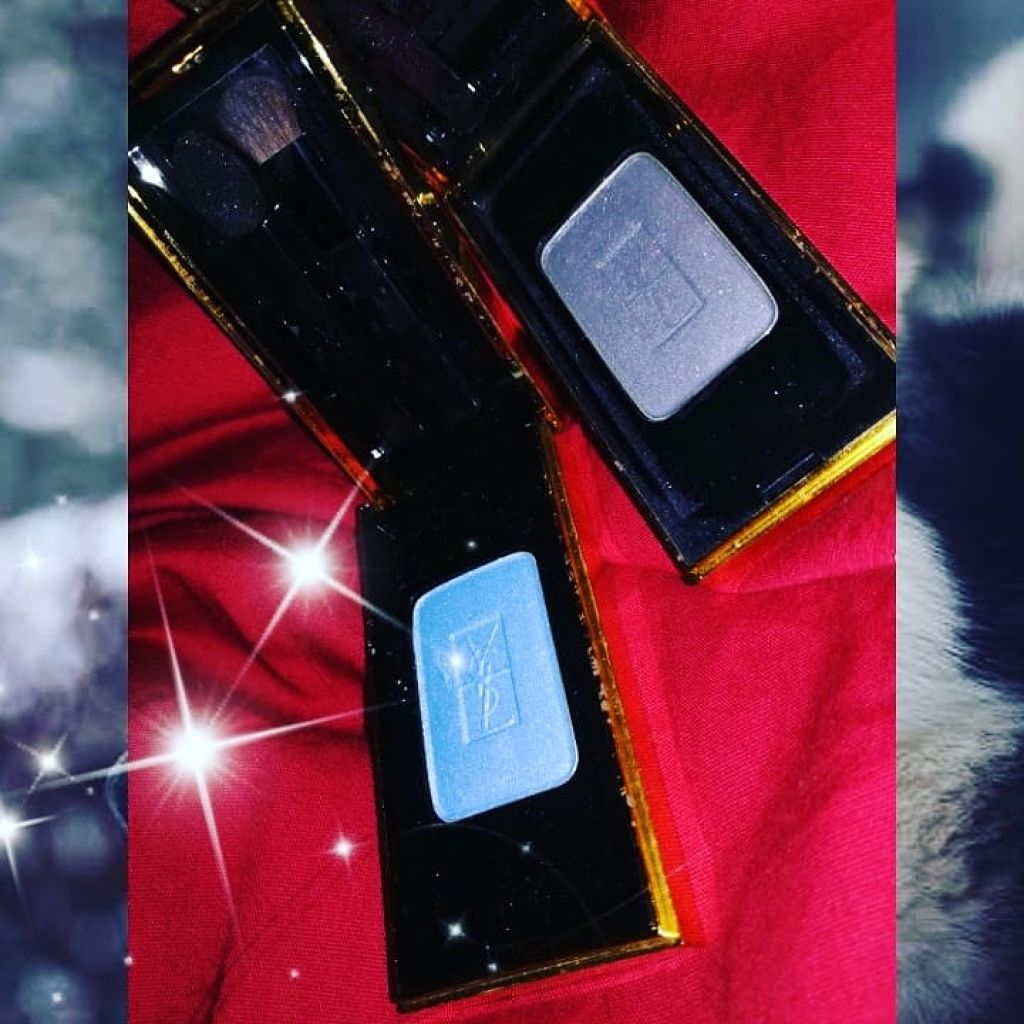 YVES SAINT LAURENT BEAUTE クチュールモノのクチコミ「YOSHIKIさんがモデルをされたイブサンローラン
クチュールモノ　アイシャドウ

偏光ラメが.....」（1枚目）
