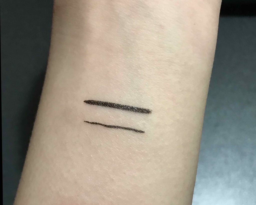 モテライナー リキッド/UZU BY FLOWFUSHI/リキッドアイライナーを使ったクチコミ(2枚目)