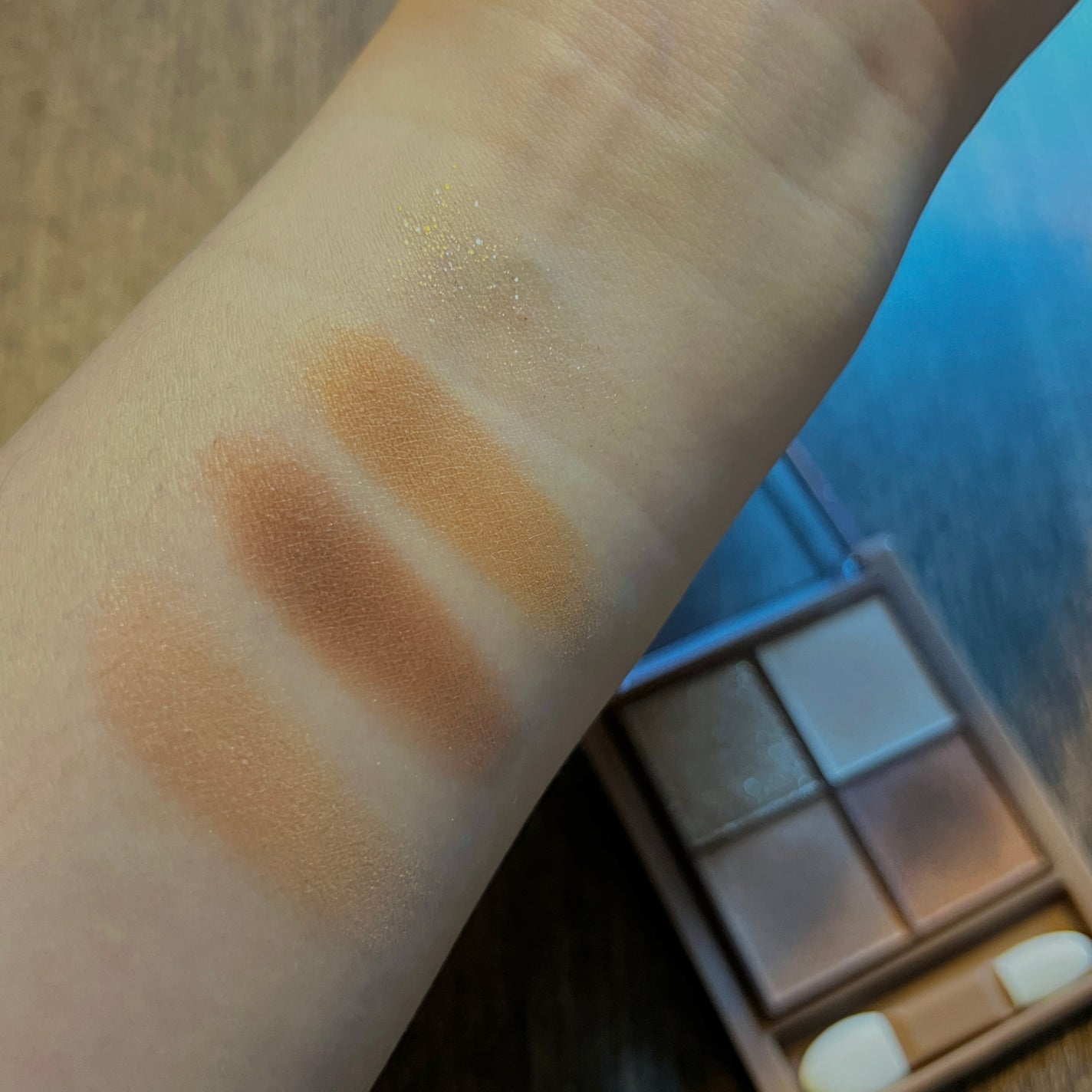 ビタートーンアイシャドウ/CEZANNE/パウダーアイシャドウを使ったクチコミ(3枚目)