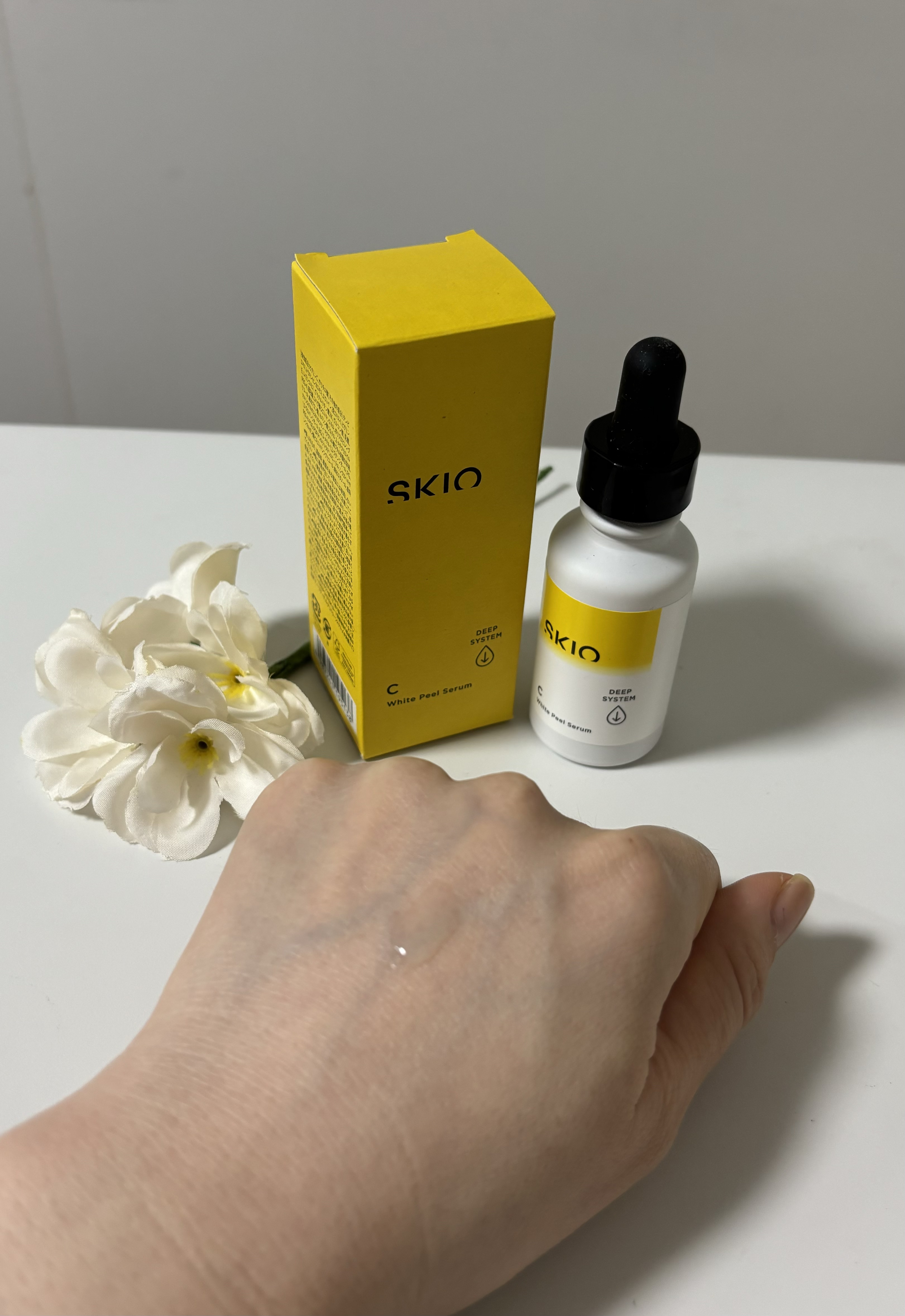 スキオVCホワイトピールセラム/SKIO/美容液を使ったクチコミ（3枚目）
