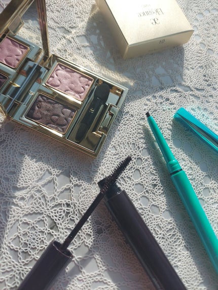 「密着アイライナー」クリームペンシル/デジャヴュ/ペンシルアイライナーを使ったクチコミ(1枚目)