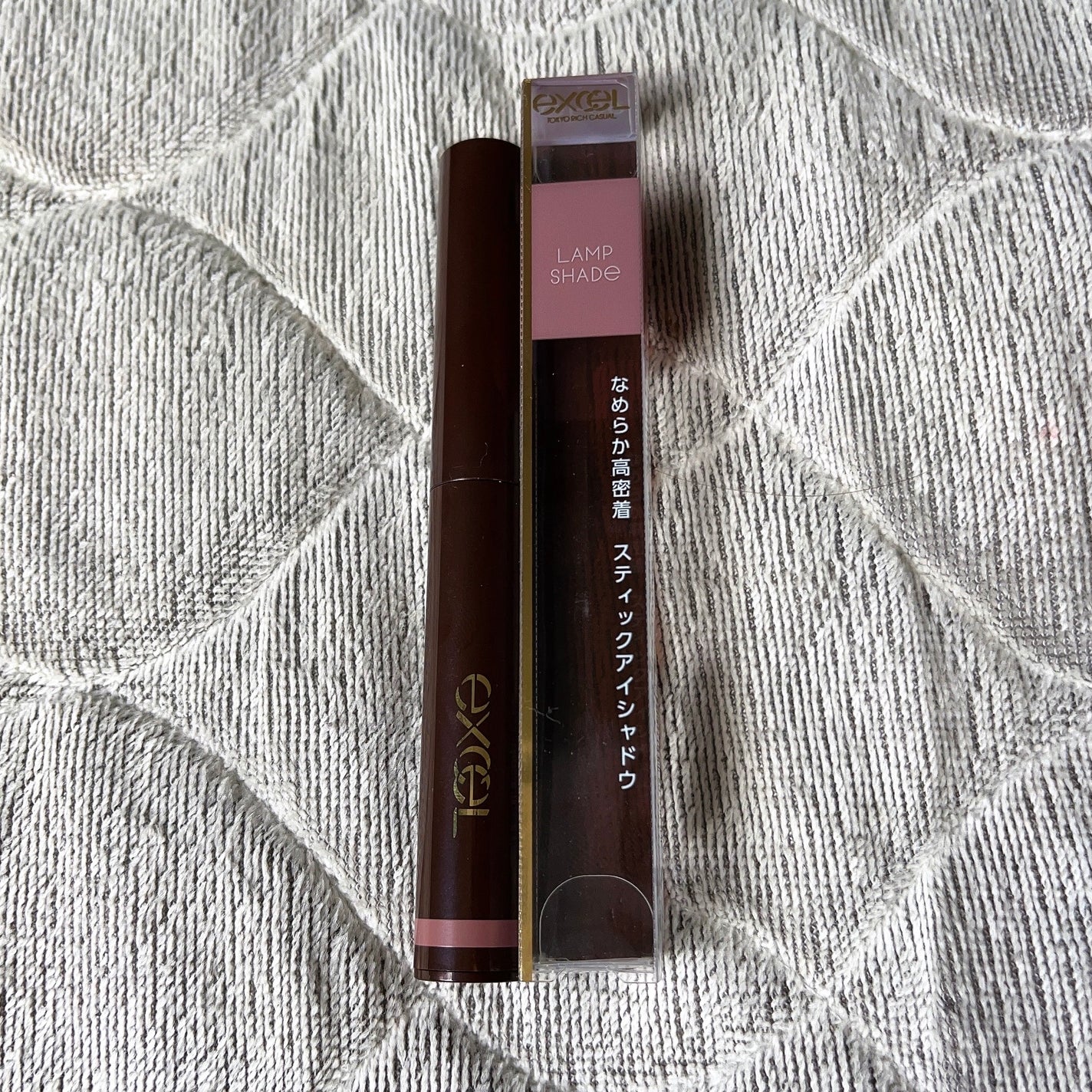 グリームオンフィットシャドウ/excel/スティックアイシャドウを使ったクチコミ(2枚目)