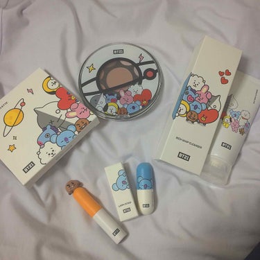 BT21 × VT Cosmetic glow  lip lacquer/VT/リップグロスを使ったクチコミ（1枚目）