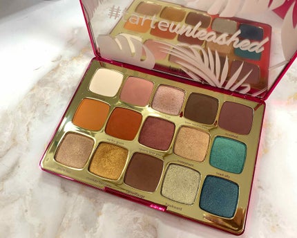 Unleashed Eyeshadow Palette /tarte/アイシャドウパレットを使ったクチコミ(2枚目)