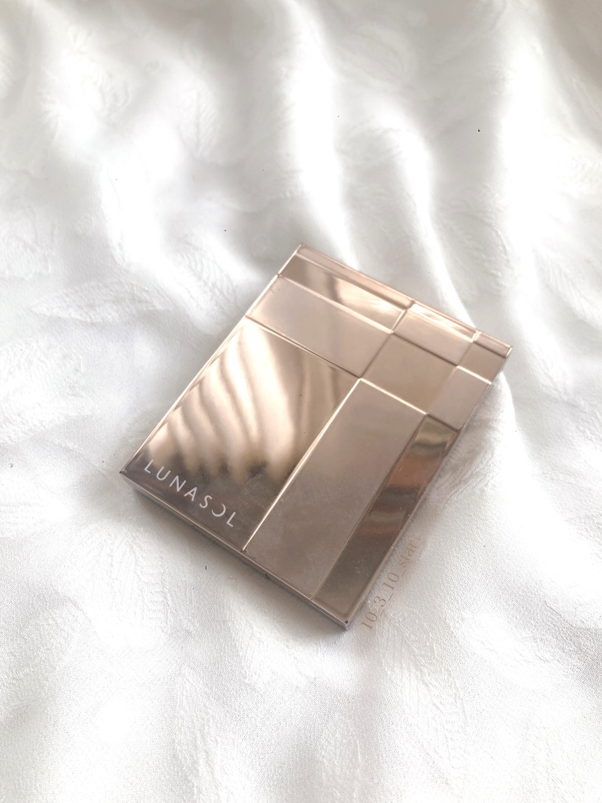 オーロライズアイズ 02 Light Variation/LUNASOL/アイシャドウパレットを使ったクチコミ（1枚目）