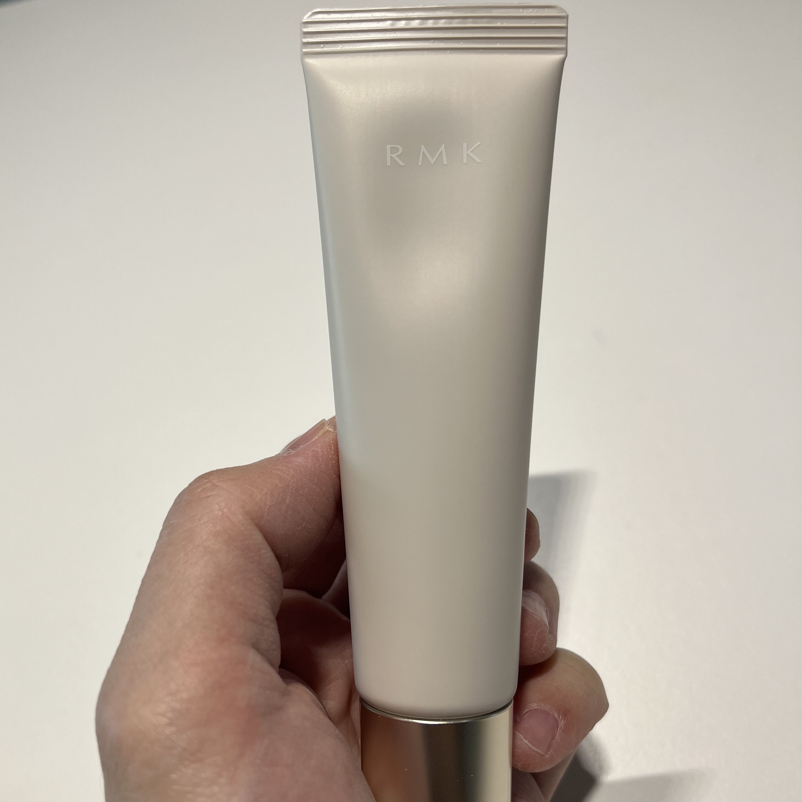 スキンティント 01/RMK/リキッドファンデーションを使ったクチコミ（2枚目）