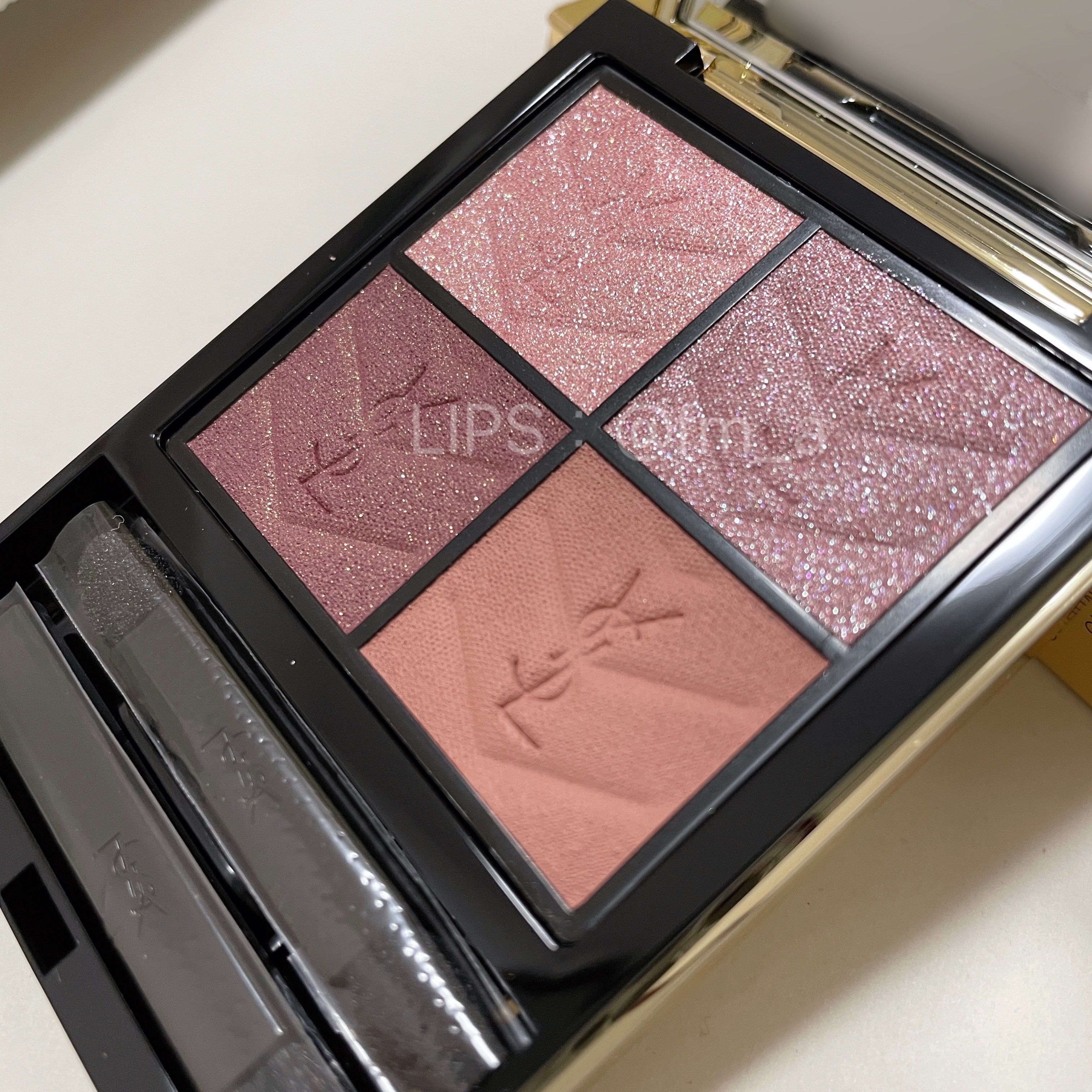 クチュール ミニ クラッチ/YVES SAINT LAURENT BEAUTE/アイシャドウパレットを使ったクチコミ（2枚目）