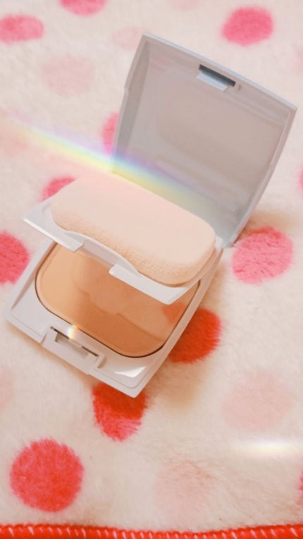 ちふれ UV バイ ケーキ(スポンジ入り)のクチコミ「今日、今まで使っていたファンデーションが無くなって、新しいのを買いに何を使おうかと考えて、あた.....」(2枚目)