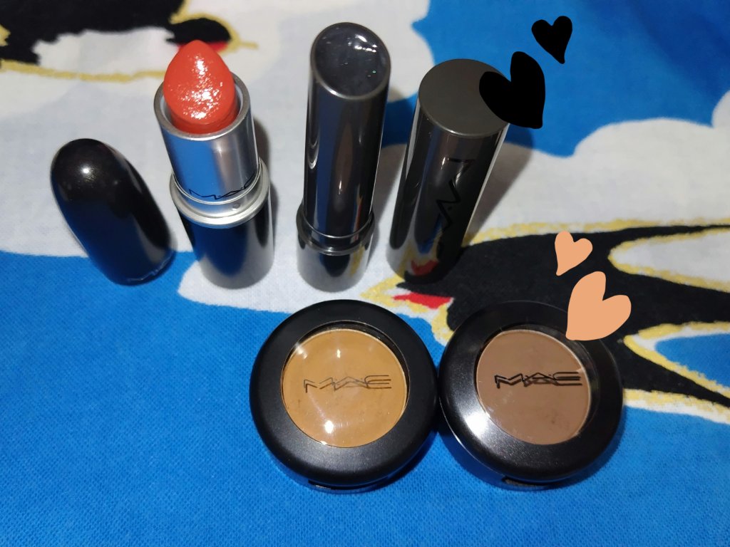 スクワート プランピング グロス スティック ジェット/M・A・C/リップバームを使ったクチコミ（1枚目）