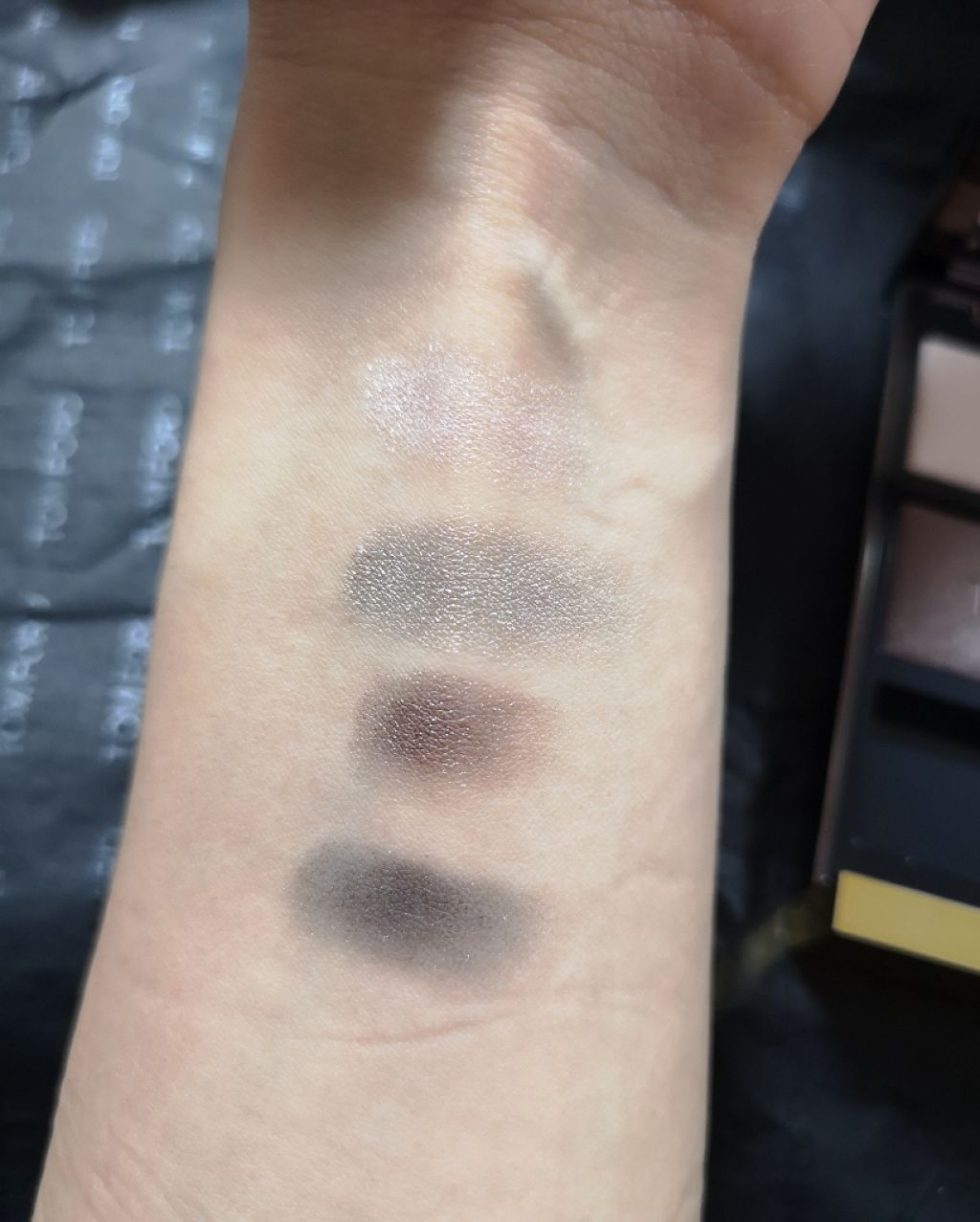アイ カラー クォード/TOM FORD BEAUTY/アイシャドウパレットを使ったクチコミ(2枚目)