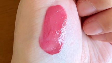 ジューシーラスティングティント/rom&nd/リップティントを使ったクチコミ(4枚目)