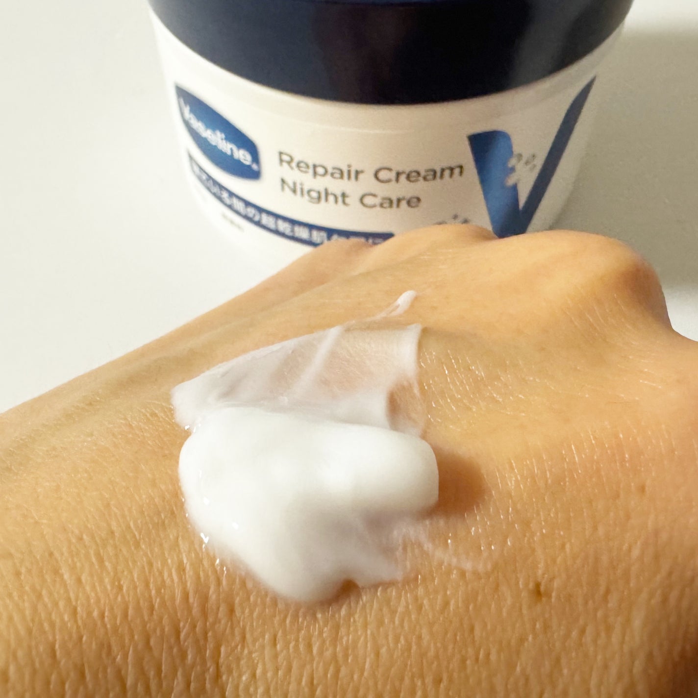 ヴァセリンリペアクリームナイトケア/ヴァセリン/ボディクリームを使ったクチコミ(3枚目)