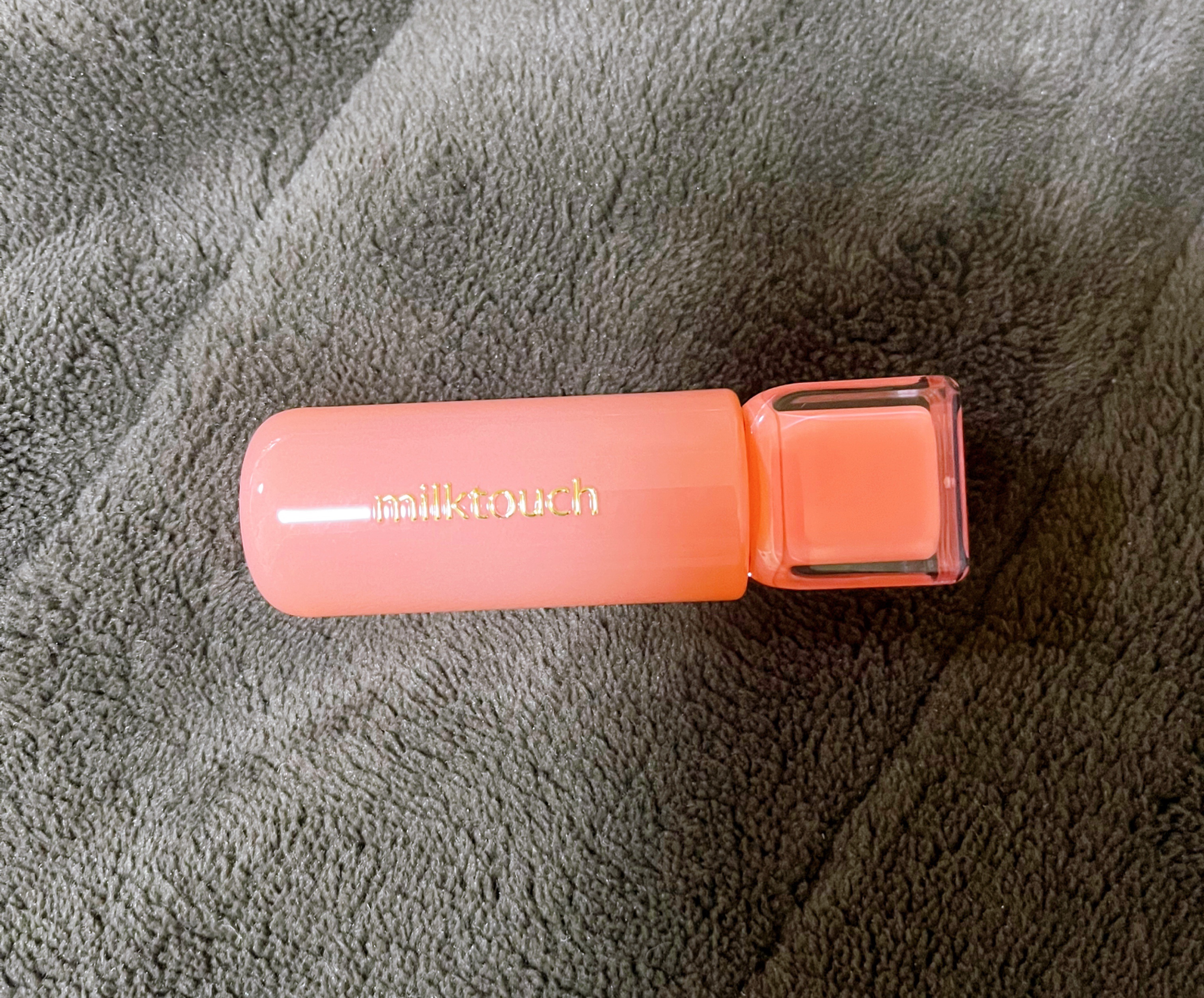 ジェリーフィットティンティッドグロウティント 01 ニューピーチベア(New peach bear)/Milk Touch/リップティントを使ったクチコミ（1枚目）