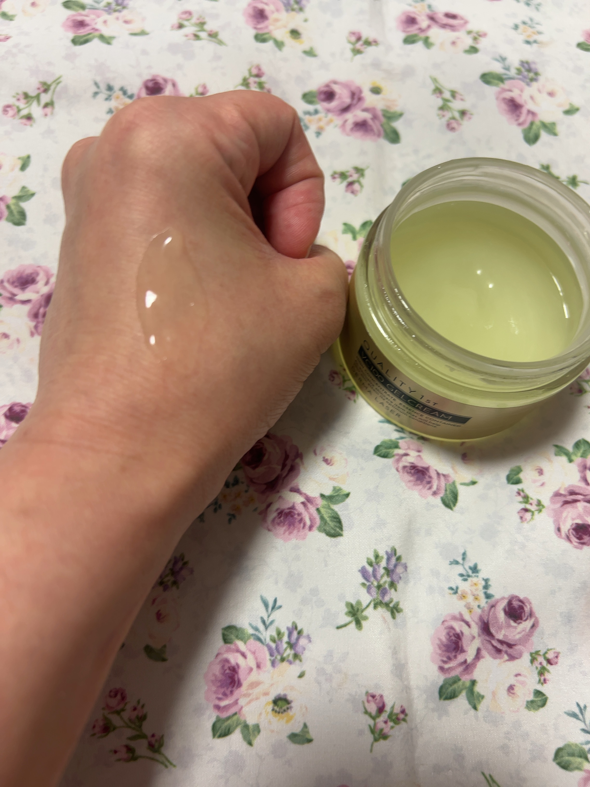 ダーマレーザー スーパーVC100ジェルクリーム/クオリティファースト/フェイスクリームを使ったクチコミ（2枚目）