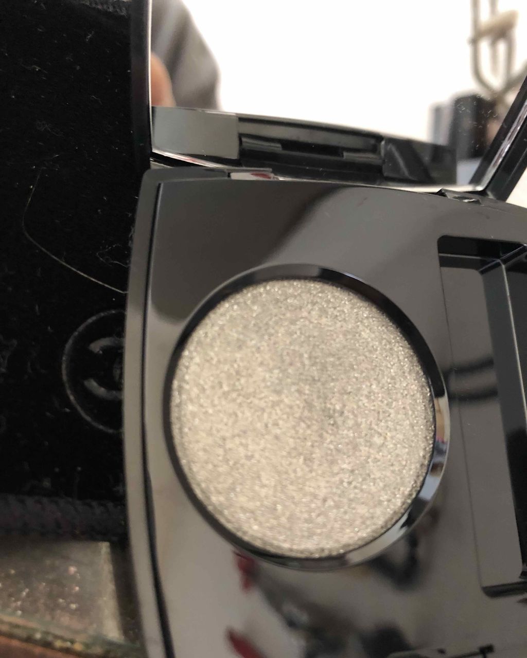 オンブル プルミエール プードゥル/CHANEL/単色アイシャドウを使ったクチコミ（2枚目）