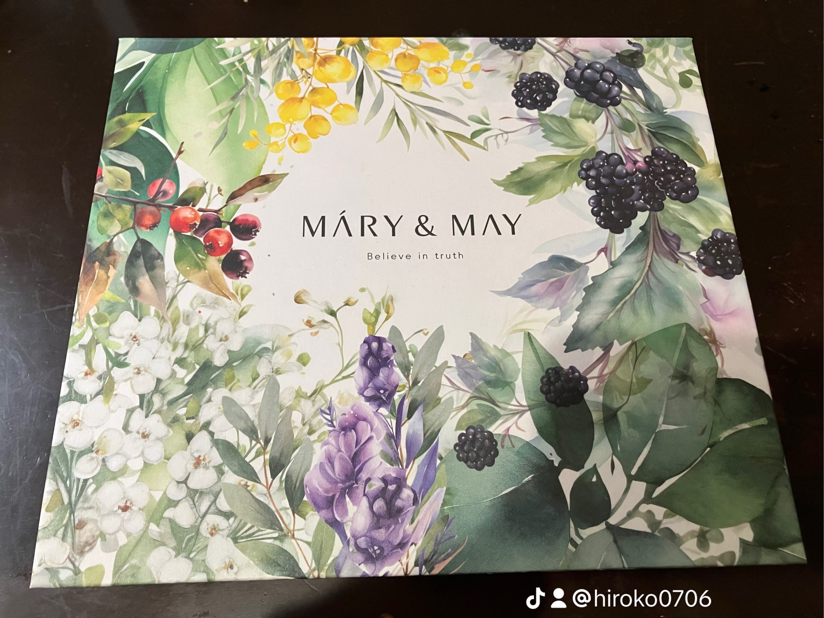 イデベノン＋ブラックベリー インテンスクリーム/MARY&MAY/フェイスクリームを使ったクチコミ（2枚目）