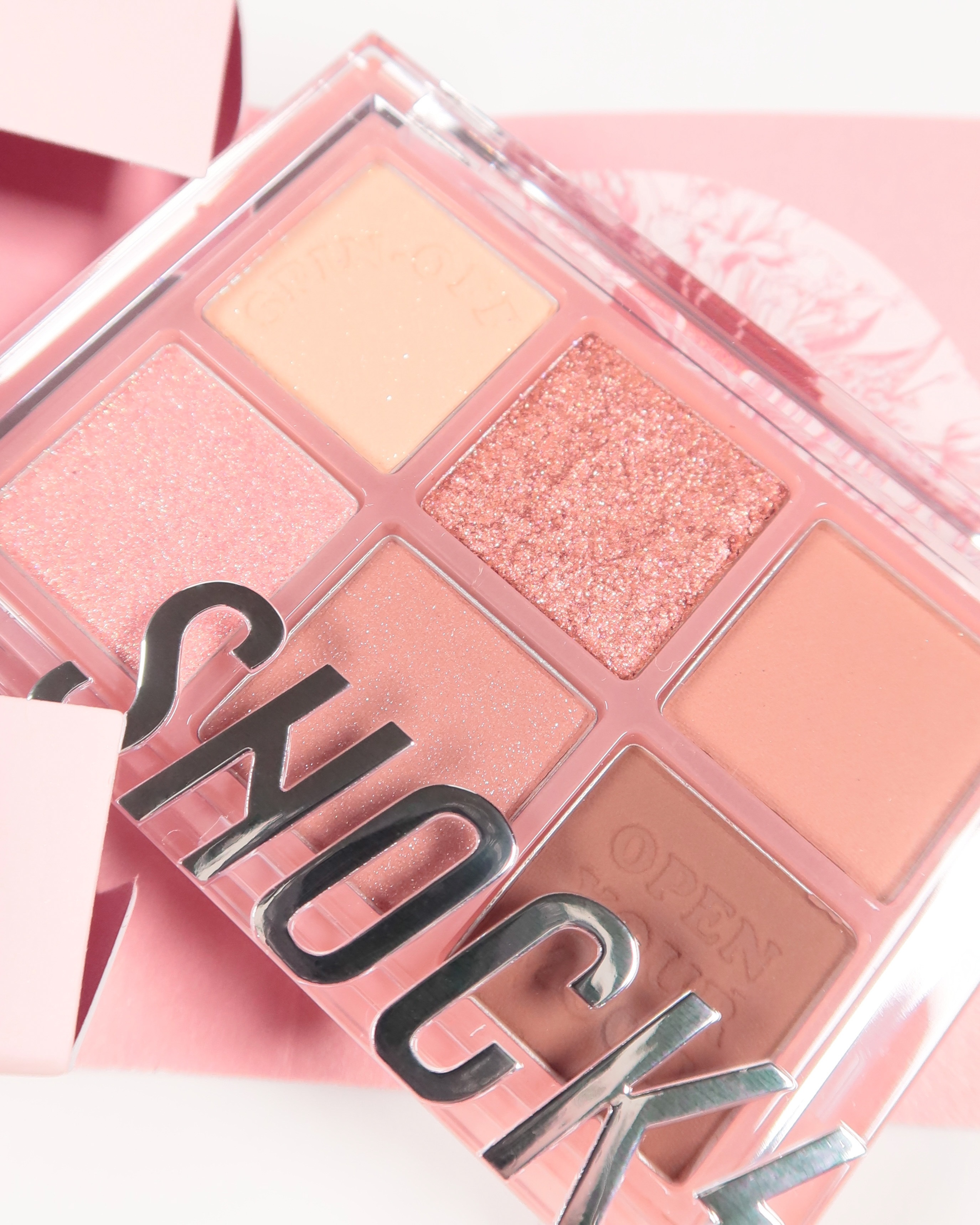 ザショッキングスピンオフパレット/TONYMOLY/アイシャドウパレットを使ったクチコミ（2枚目）