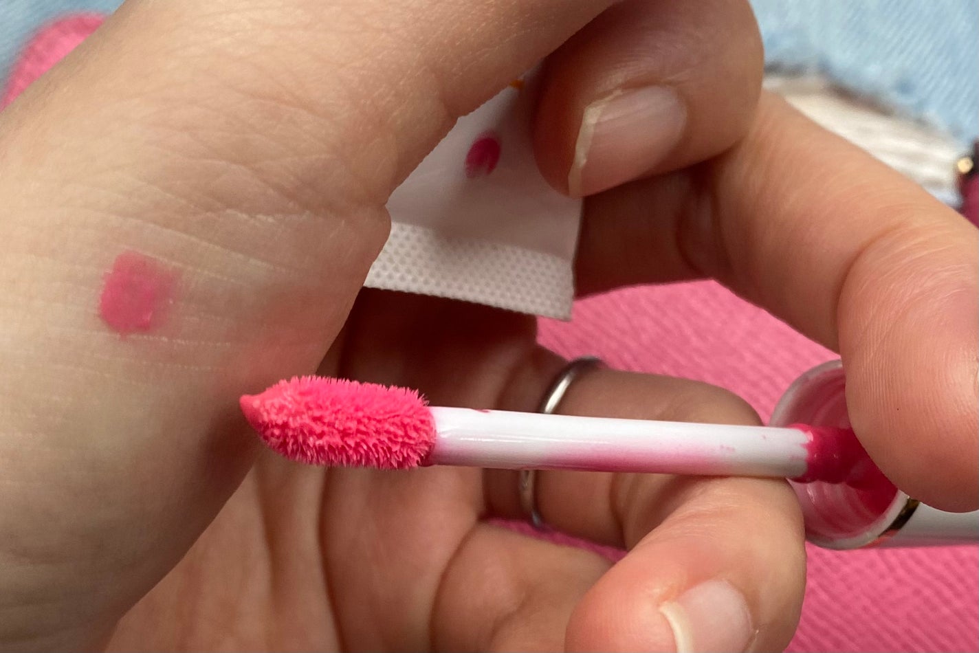 ティントオイルリップ/HACCI/リップケアを使ったクチコミ(4枚目)