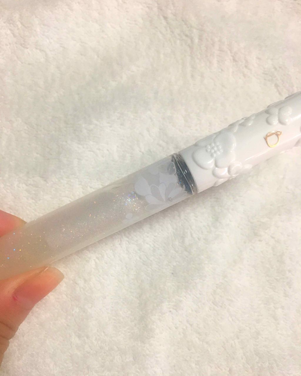 セオティ リップグロス (スマイルオーラ)/BENEFIQUE/リップグロスを使ったクチコミ（2枚目）