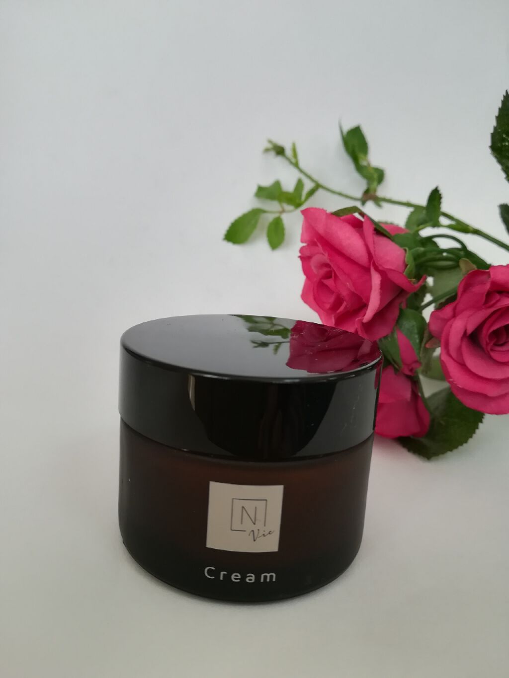 Ｎ organic N organic Vie エンリッチリフトクリームのクチコミ「搾りたてのレモンのような
爽やかな良い香りのクリームです。

柔らかめのクリームで
植物性のオ.....」（1枚目）