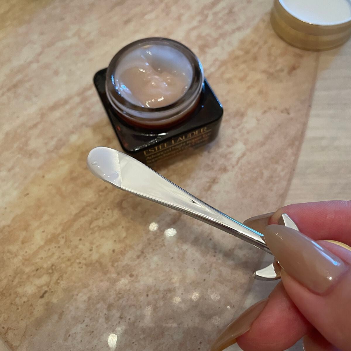 アドバンス ナイト リペア アイ ジェル SMR コンプレックス/ESTEE LAUDER/アイケア・アイクリームを使ったクチコミ(2枚目)