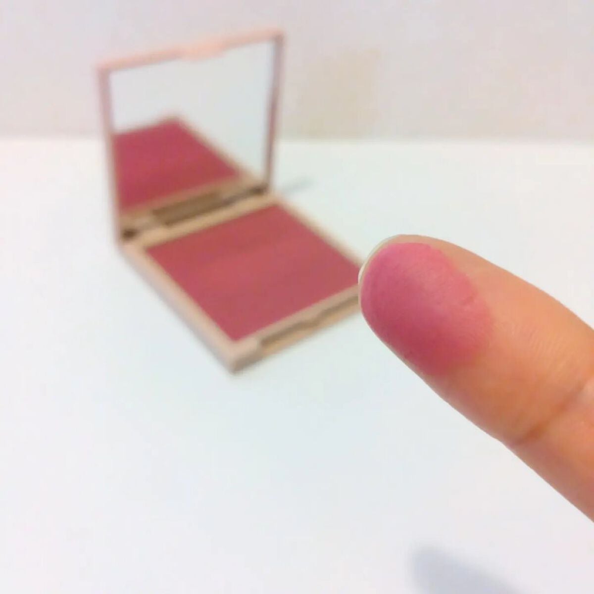 パウダーチーク/iroasobi/パウダーチークを使ったクチコミ(3枚目)