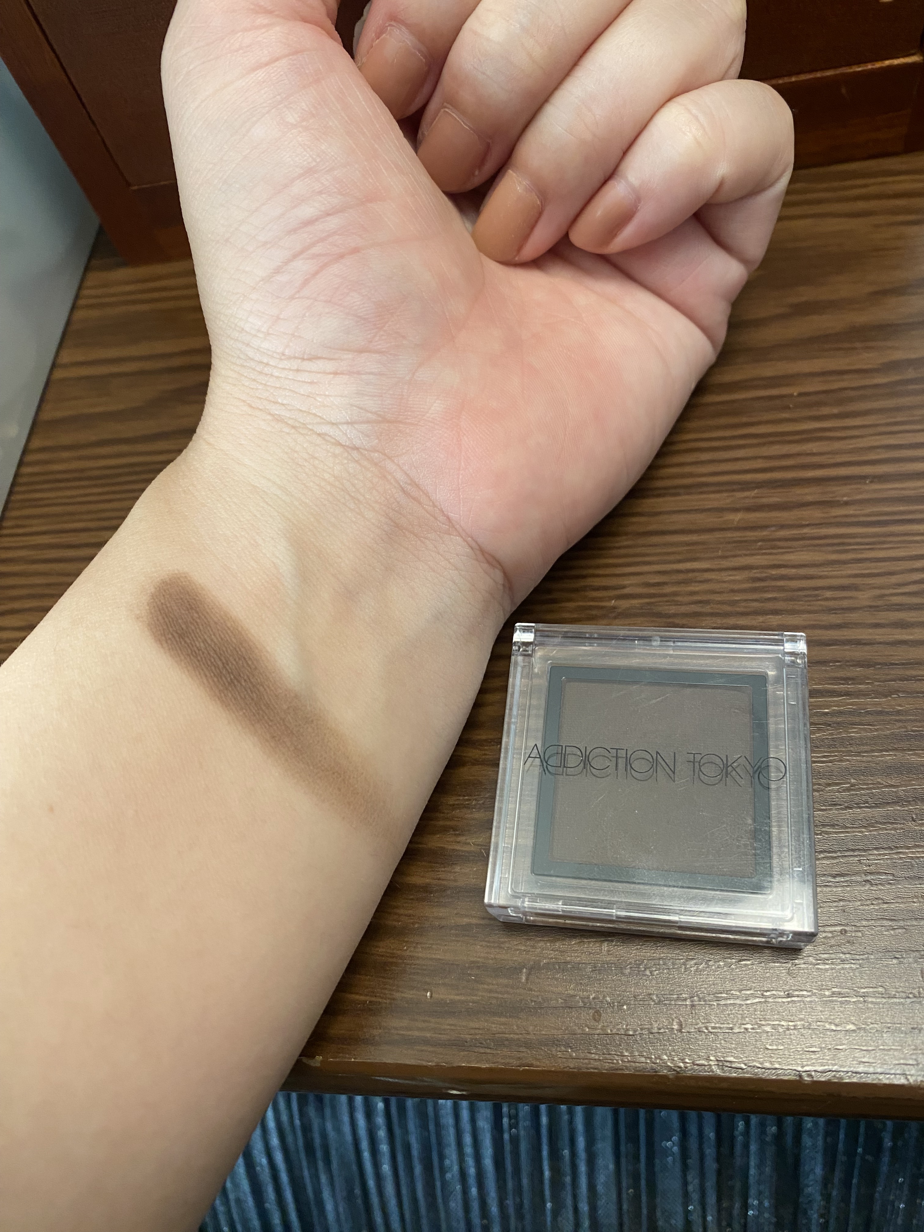 ザ アイシャドウ L/ADDICTION/単色アイシャドウを使ったクチコミ（2枚目）