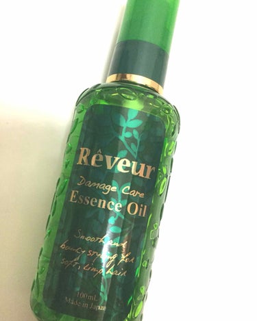Reveur(レヴール) ダメージケア エッセンスオイルのクチコミ「レヴールの
ダメージケアエッセンスオイル

水のようにシャバシャバしたオイルで
気をつけてポン.....」（1枚目）