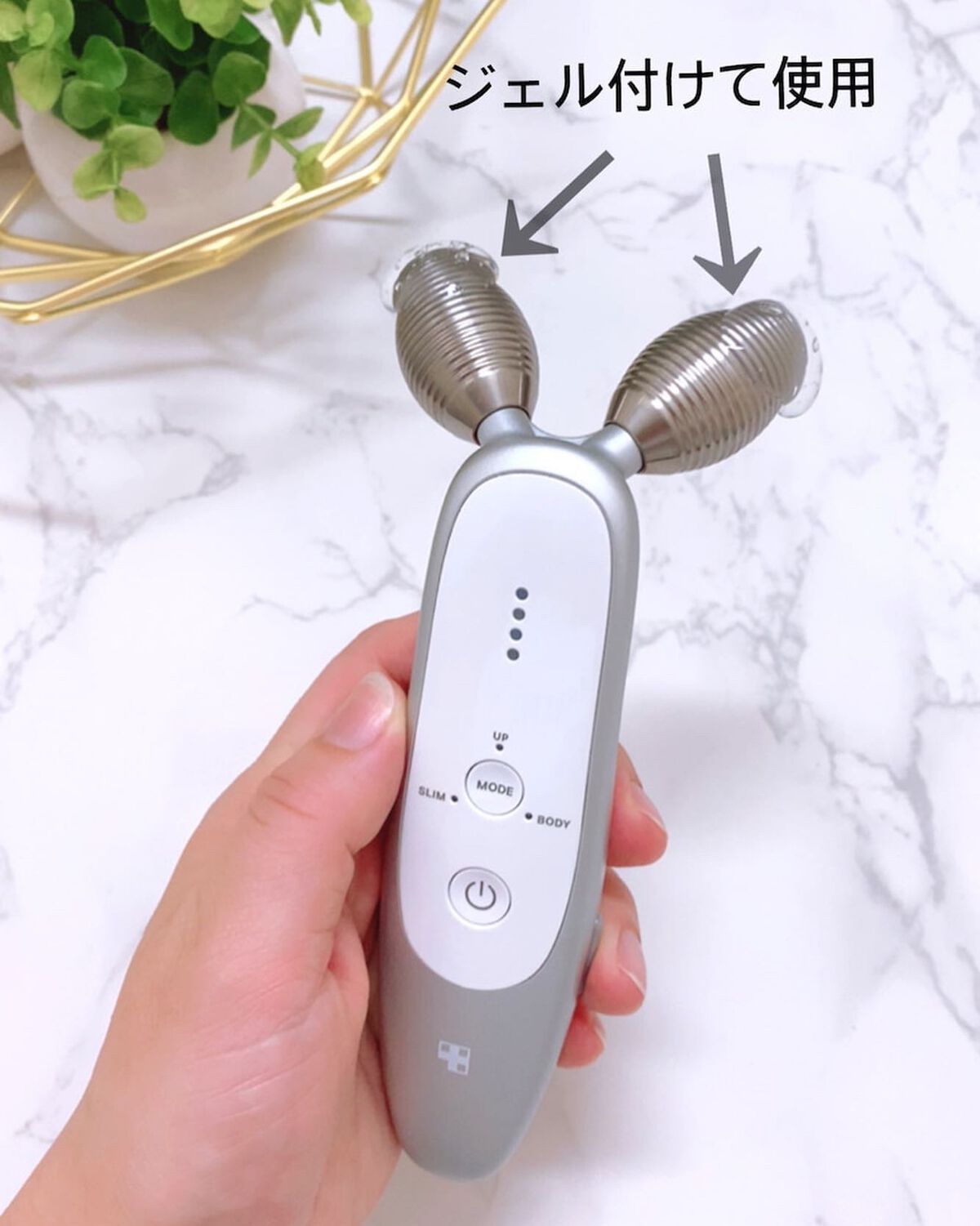 エージーアール/MEDICUBE/美顔器・マッサージを使ったクチコミ(2枚目)