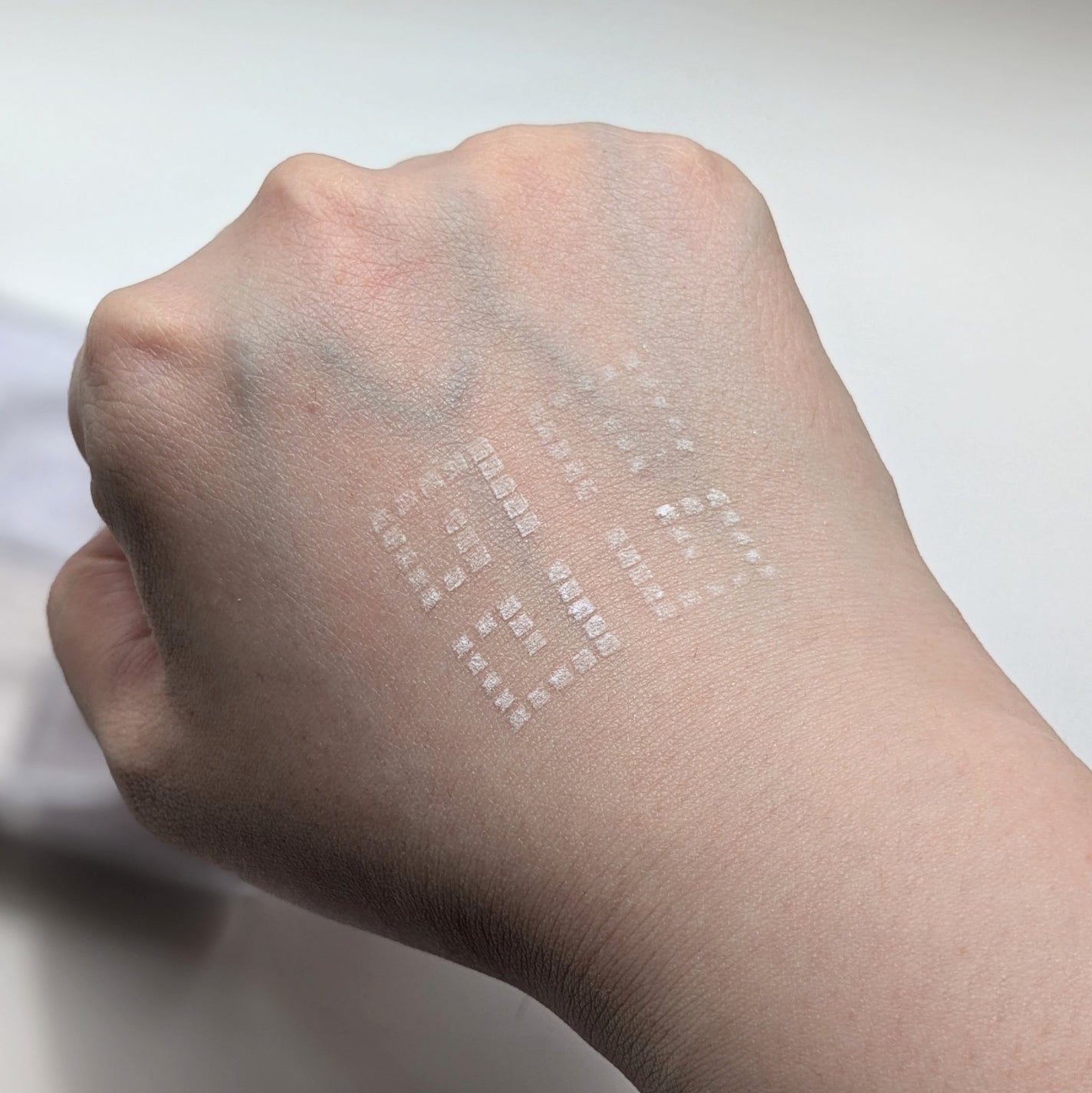 プリズム・リーブル/GIVENCHY/ルースパウダーを使ったクチコミ(3枚目)