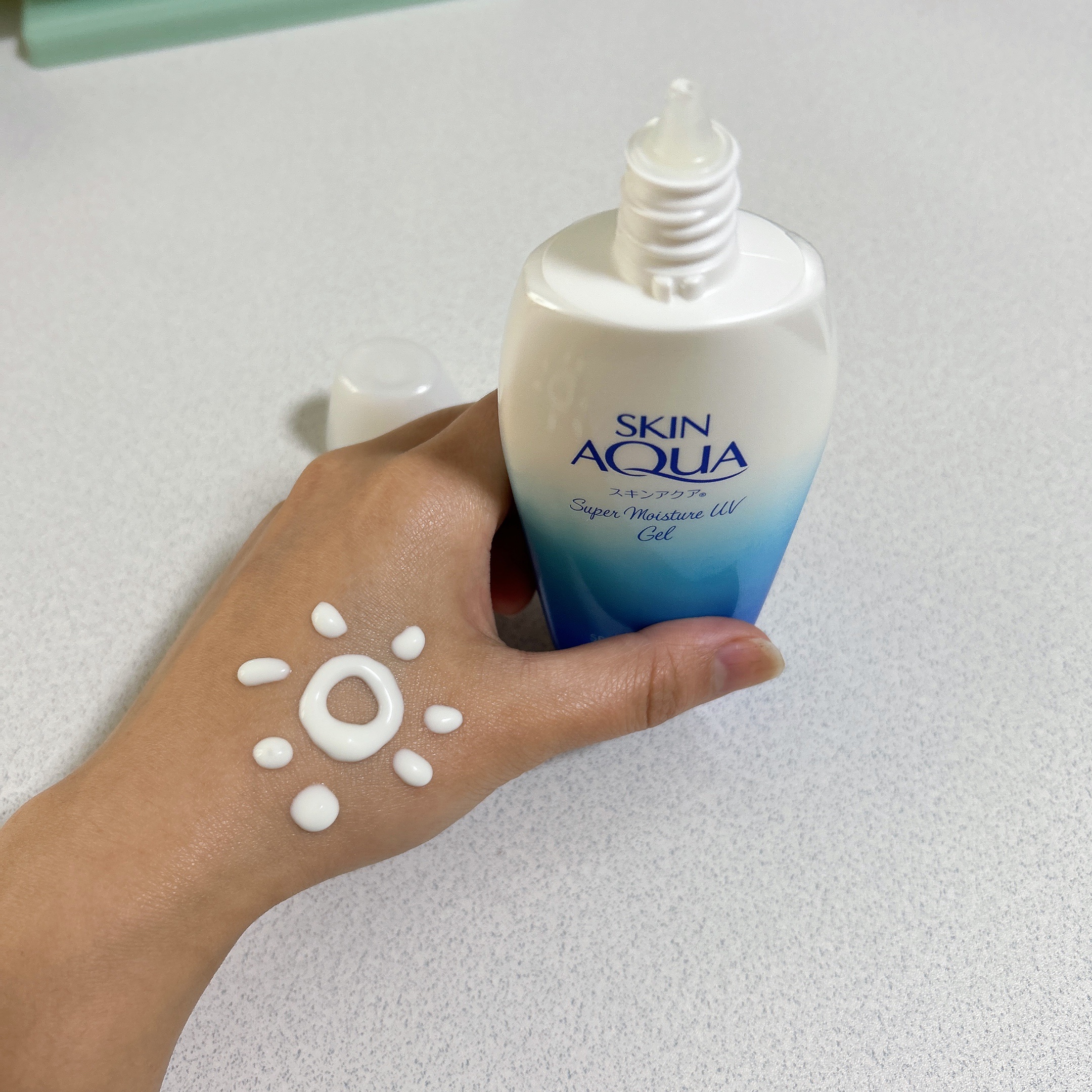 スキンアクア スーパーモイスチャージェル/スキンアクア/日焼け止めジェルを使ったクチコミ（1枚目）