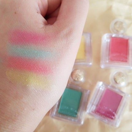 シャドーカスタマイズ/MAJOLICA MAJORCA/単色アイシャドウを使ったクチコミ(1枚目)