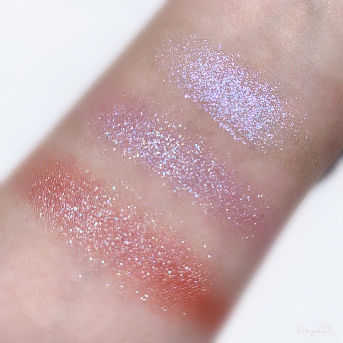 シングルアイシャドウ/aZTK/単色アイシャドウを使ったクチコミ(3枚目)