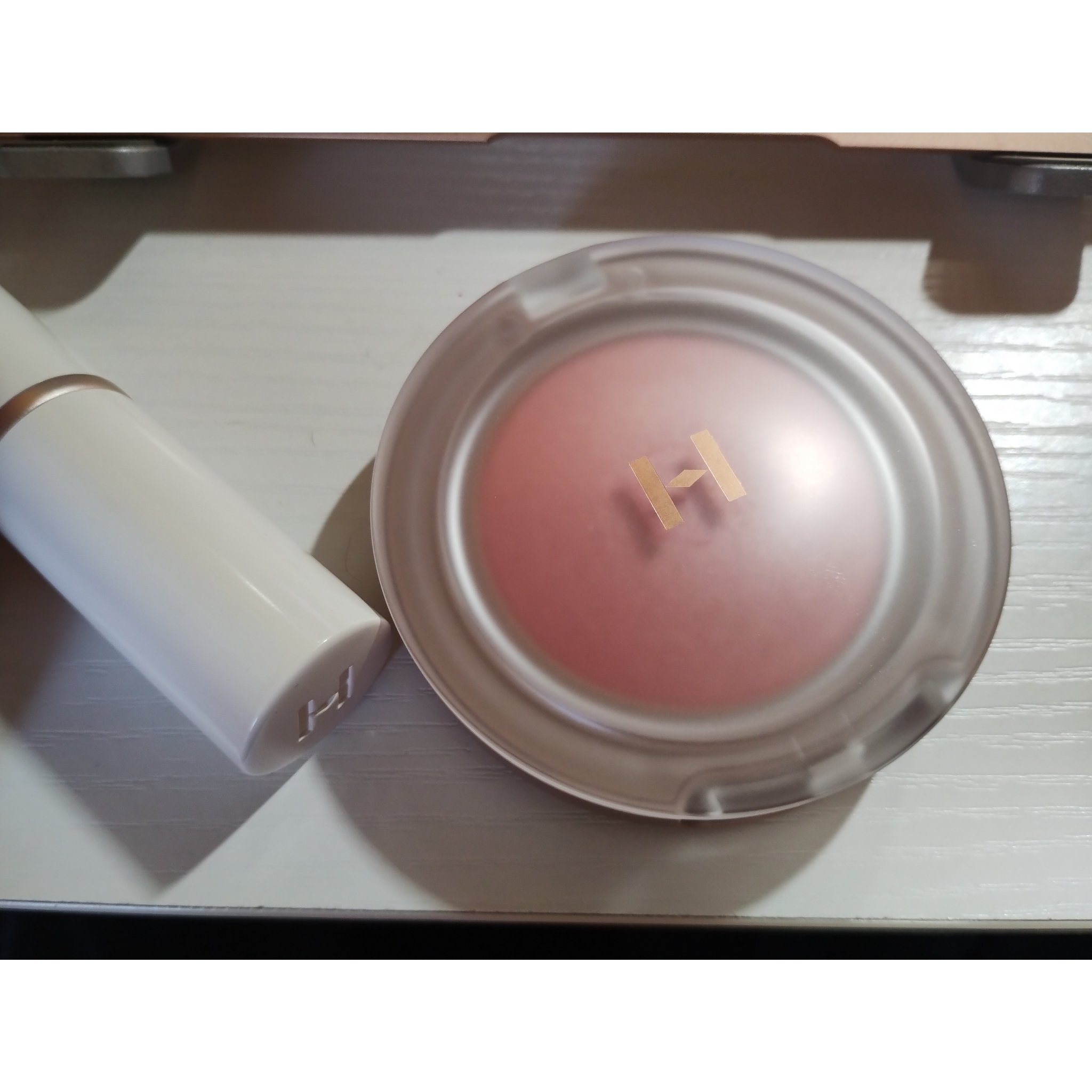 トゥルーディメンショングロウチーク/hince/パウダーチークを使ったクチコミ（1枚目）