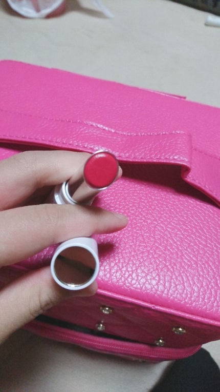 ラスティングフィニッシュ オイルティントリップ/リンメル ロンドン/リップティントを使ったクチコミ(2枚目)